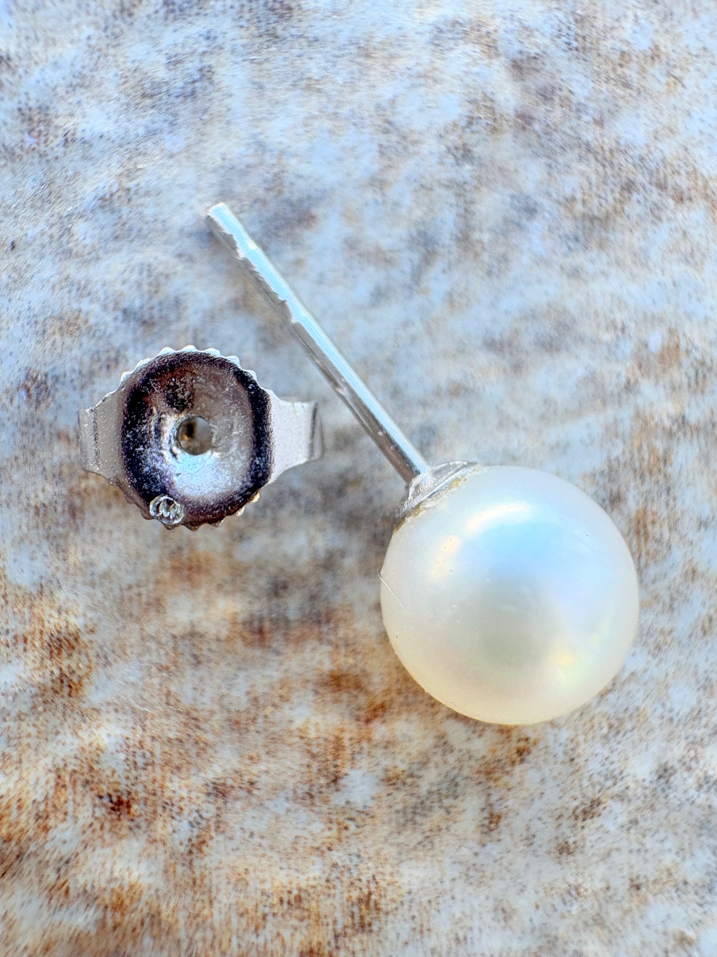 14K White Gold Pearl Stud Earrings – Timeless Elegance