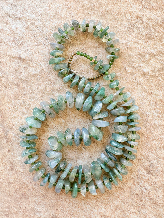 Vintage Moss Agate Nugget Bead Necklace – Earthy Elegance