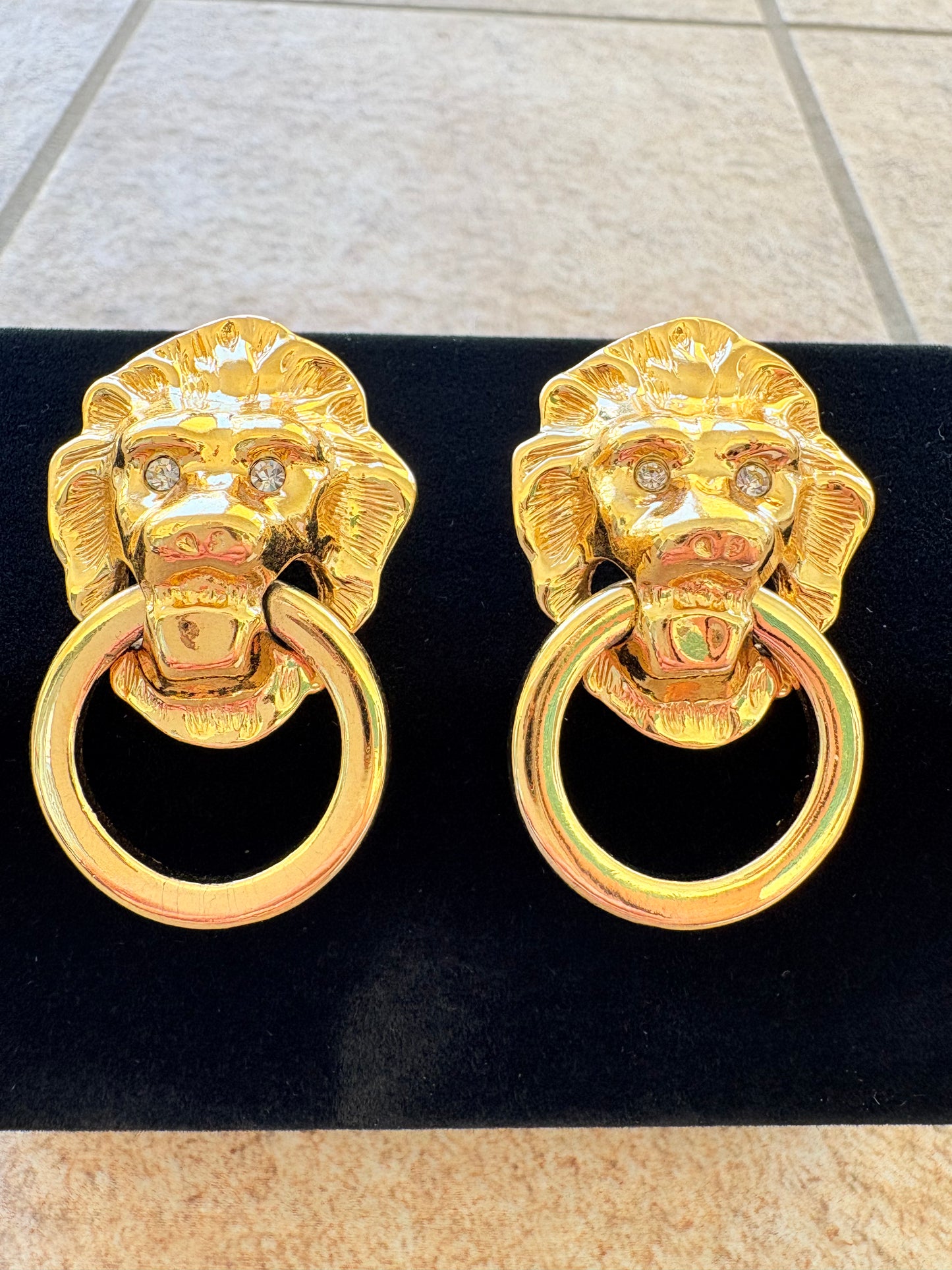 Kenneth Jay Lane for Avon Vintage Lion Head Door Knocker Earrings – Gold Tone with Rhinestone Eyes