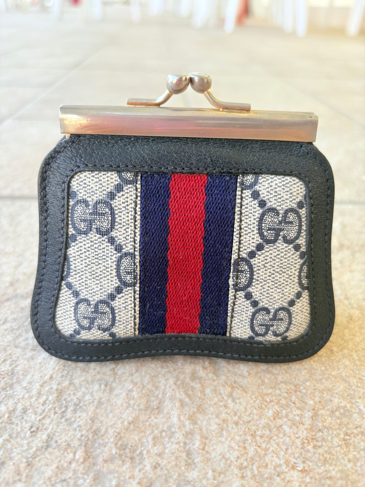 Vintage Gucci Kiss Lock Wallet – GG Monogram with Web Stripe