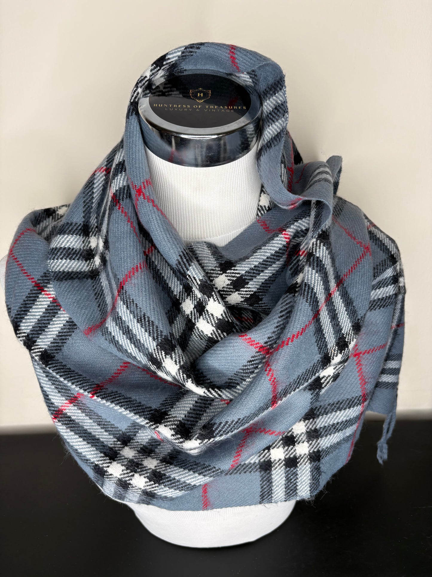 Authentic Burberry Plaid Lambswool Scarf – Grey Nova Check